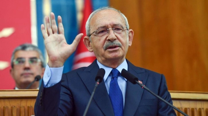 CHP, se&ccedil;im hezimetinin bedelini &ouml;ğrencilere &ouml;detti: Bursları kestiler!