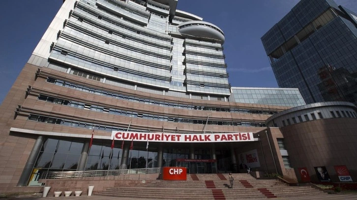 CHP'de bir kriz daha! Peş peşe yalanlama geldi! Zafer Partili isimden sert &ccedil;ıkış
