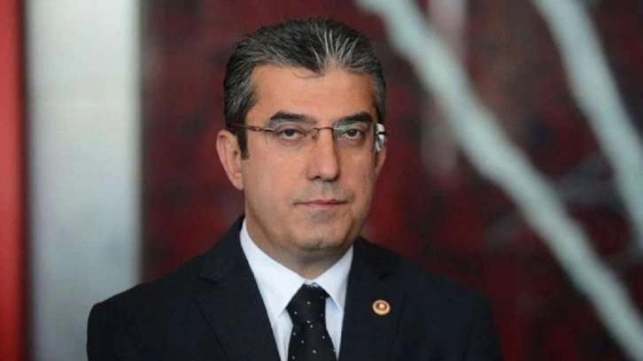 CHP'de polemik s&uuml;r&uuml;yor: Gizli toplantıya katılan G&uuml;naydın'dan &Ouml;ztrak'a tepki