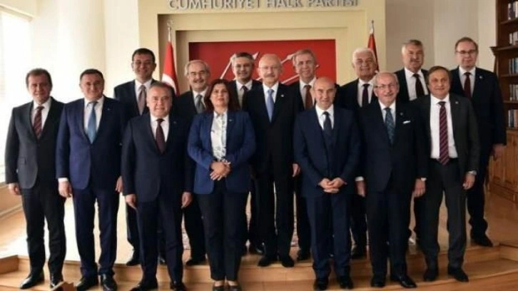 CHP'li 11 b&uuml;y&uuml;kşehir belediyesinden ortak bildiri