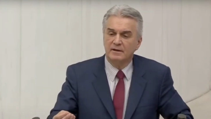 CHP'li B&uuml;lent Kuşoğlu'ndan b&uuml;t&ccedil;e g&ouml;r&uuml;şmelerinde sert s&ouml;zler