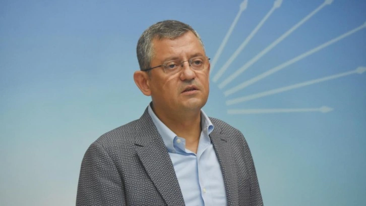 CHP'li &Ouml;zg&uuml;r &Ouml;zel: Kılı&ccedil;daroğlu'nun istifasını isteyenler CHP'li değil AKP trol&uuml;