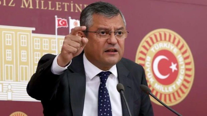 CHP'li &Ouml;zg&uuml;r &Ouml;zel, Tun&ccedil; Soyer'in s&ouml;zlerini savundu
