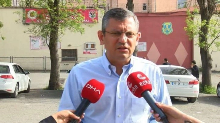 CHP'li &Ouml;zg&uuml;r &Ouml;zel'den 15 Temmuz tutuklularına cezaevinde ziyaret