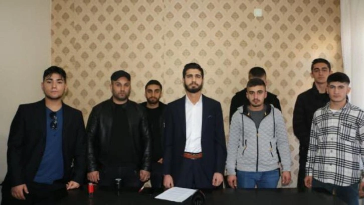 CHP'liler 'partilerinde demokrasi kalmadı' deyip AK Parti'ye ge&ccedil;ti