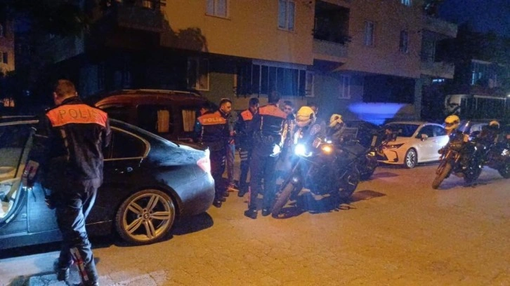 Çorum'da silahlı kavga: 1'i polis, 2 yaralı