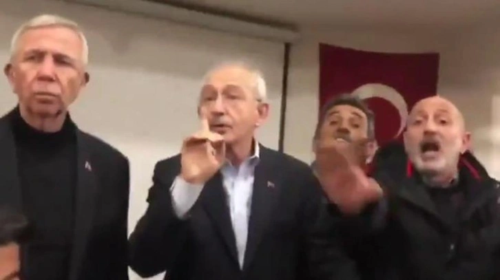 Cumhurbaşkanı adayı Kemal Kılı&ccedil;daroğlu, deprem b&ouml;lgesi ziyaretinde slogan atanları eliyle susturdu