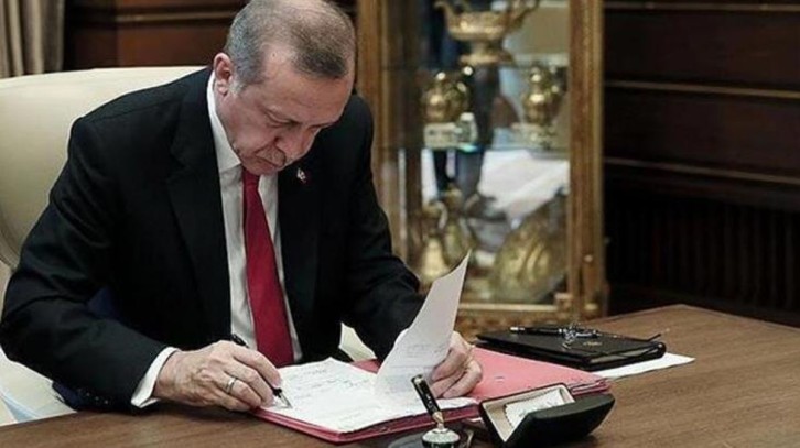 Cumhurbaşkanı atama kararı ile 1 ilin m&uuml;ft&uuml;s&uuml; g&ouml;revden alındı, 10 ilin m&uuml;ft&uuml;s&uuml; değişti - Haberler
