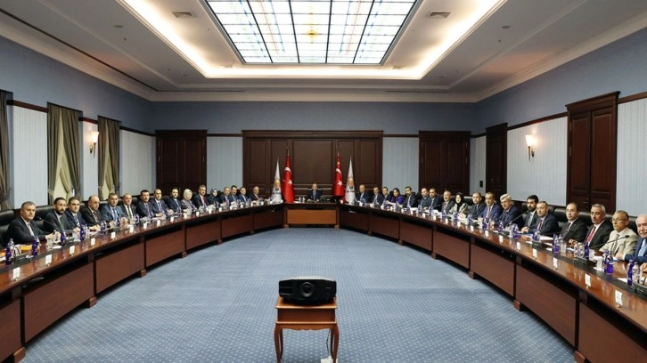 Cumhurbaşkanı Erdoğan AK Parti Ankara İl Teşkilatı ve il&ccedil;e belediye başkanları ile g&ouml;r&uuml;şt&uuml;