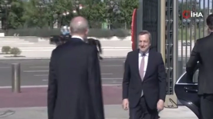 Cumhurbaşkanı Erdoğan, İtalya Başbakanı Draghi'yi resmi t&ouml;renle karşıladı