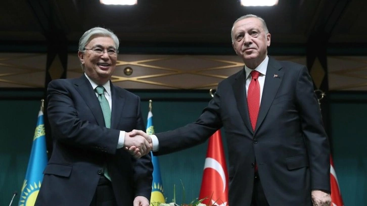 Cumhurbaşkanı Erdoğan, Kazakistan Cumhurbaşkanı Tokayev ile g&ouml;r&uuml;şt&uuml;
