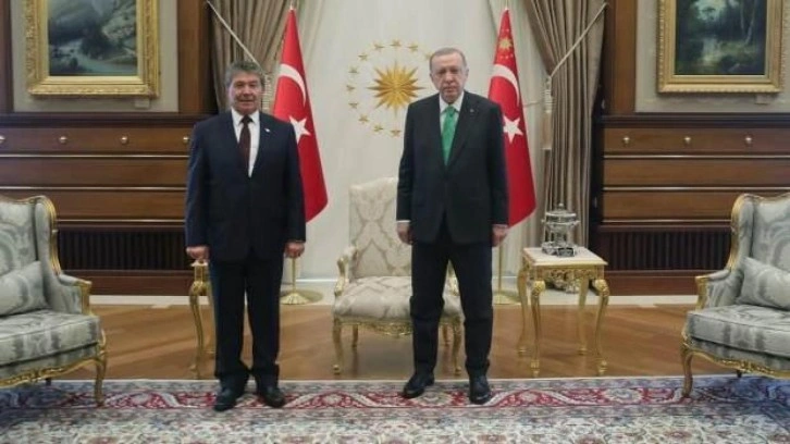 Cumhurbaşkanı Erdoğan, KKTC Başbakanı &Uuml;nal &Uuml;stel&rsquo;i kabul etti