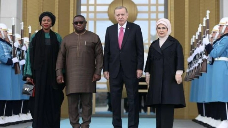 Cumhurbaşkanı Erdoğan, Sierra Leone Cumhurbaşkanı ile g&ouml;r&uuml;şt&uuml;