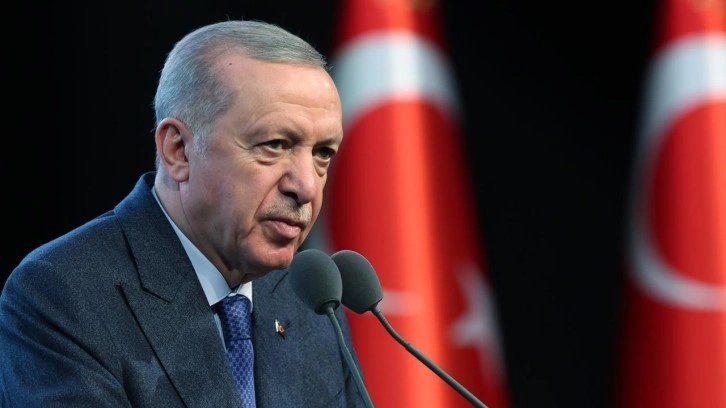 Cumhurbaşkanı Erdoğan, Süper Lig'te şampiyon olan Galatasaray'ı tebrik etti