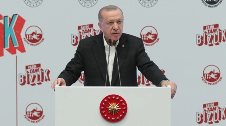 Cumhurbaşkanı Erdoğan'dan sosyal medyada d&uuml;zenleme sinyali: Yakın zamanda hayata ge&ccedil;ireceğiz