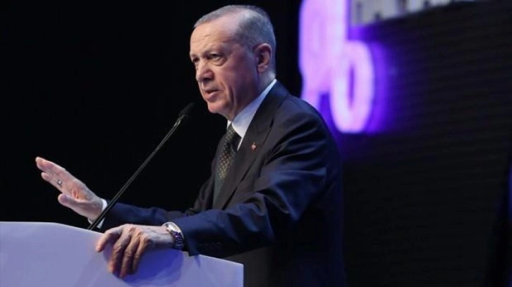 Cumhurbaşkanı Erdoğan'ın adaylık s&ouml;zlerini &ccedil;arpıttılar