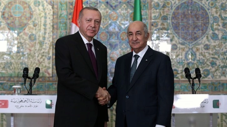Cumhurbaşkanı Erdoğan'ın davetiyle T&uuml;rkiye'ye geliyor