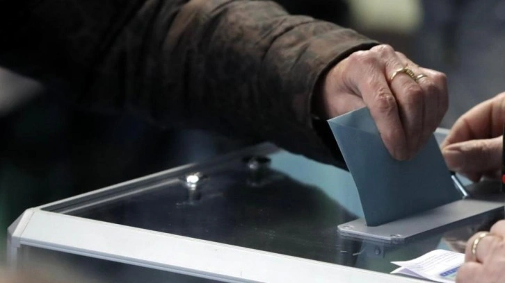 Daha &ouml;nce test edildi: Millet &lsquo;topal &ouml;rdek&rsquo;e &lsquo;evet&rsquo; demez!
