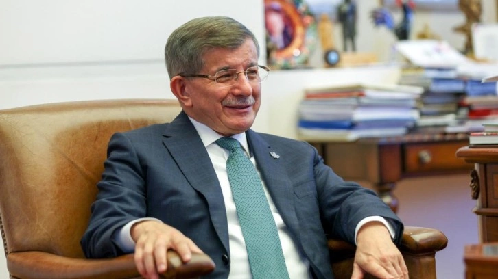 Davutoğlu yerel se&ccedil;im kararını duyurdu!