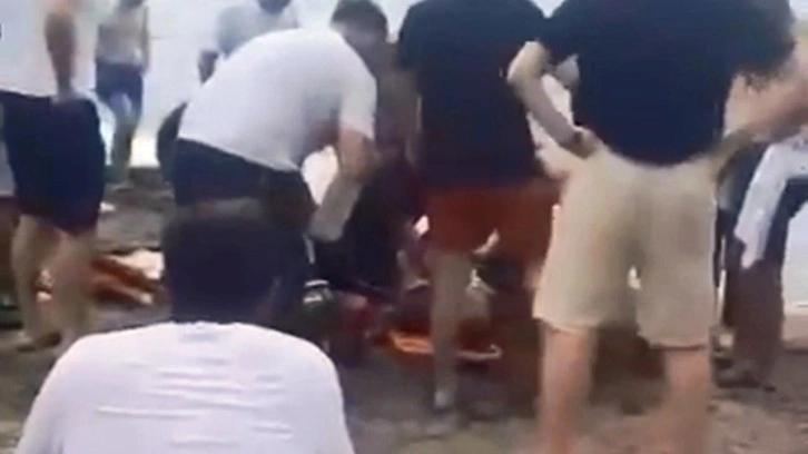Deniz keyfi faciayla sonlandı: Kızını kurtarmak isterken kendi boğuldu!