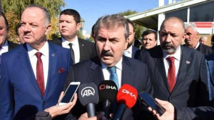 Destici: Nasıl oluyor da &ouml;rg&uuml;t destek&ccedil;ileri TTB gibi bir kurumun başına ge&ccedil;ebiliyor