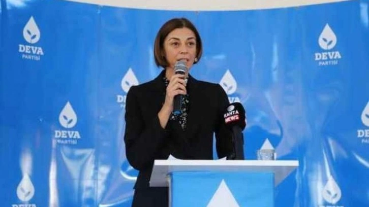 DEVA Partisi'nde &uuml;st d&uuml;zey istifa