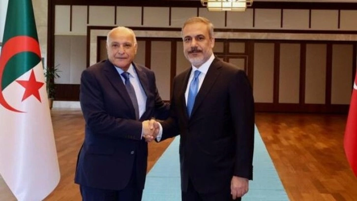 Dışişleri Bakanı Fidan, Cezayirli mevkidaşı ile g&ouml;r&uuml;şt&uuml;