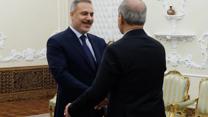 Dışişleri Bakanı Fidan, İran Cumhurbaşkanı Pezeşkiyan ile görüştü