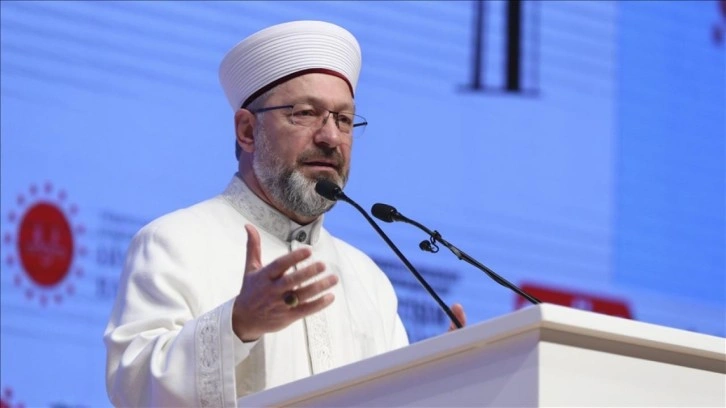 Diyanet'ten ‘altın varaklı davetiye' haberine yalanlama