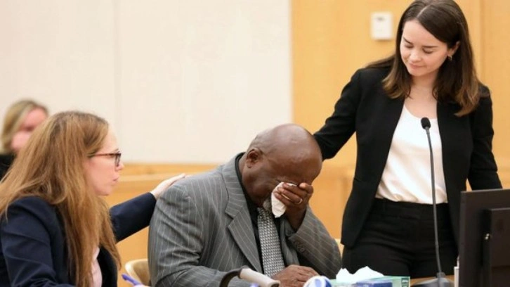 DNA testinde ortaya &ccedil;ıktı... ABD 72 yaşındaki Leonard Mack'a 47 yıl sonra 'pardon' de