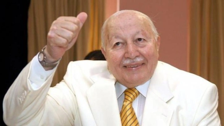 Doğum g&uuml;n&uuml; 29 Ekim olan Erbakan'ın ilgin&ccedil; benzerliğe esprili cevabı