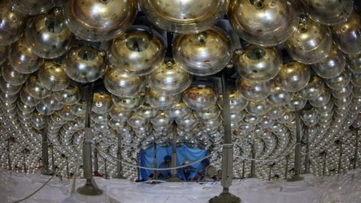 Dünyanın en büyük nötrino dedektörü Çin’de beklentileri aştı