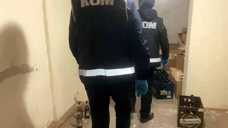 D&uuml;zce'de 1639 şişe ka&ccedil;ak i&ccedil;ki ele ge&ccedil;irildi