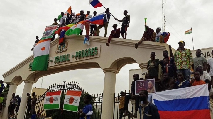 ECOWAS'tan Nijer a&ccedil;ıklaması: Savaş ideal değil ama...