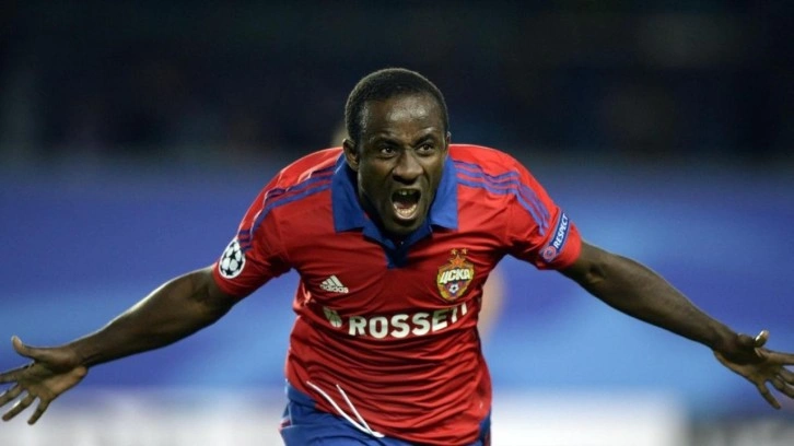 Efsane golcünün yaşı yalan çıktı! Meğer 43 yaşındaymış