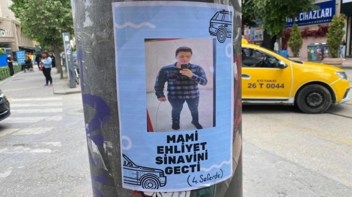 "Ehliyet sınavını geçti" broşürü ilgi çekti