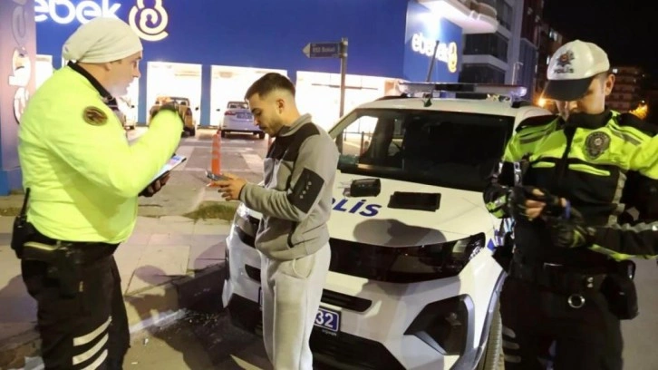 Ehliyet yok, muayene yok, sigorta yok! 'Abilerimiz gerekeni yapıyor'