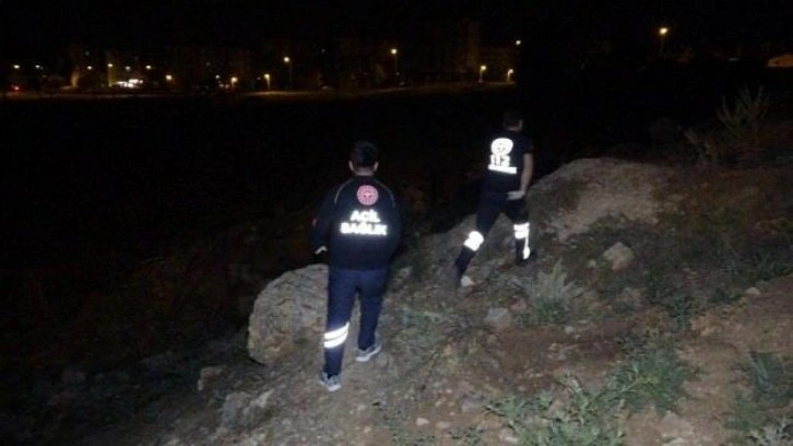 Ekipleri harekete ge&ccedil;iren ihbar: Bir kişiyi bı&ccedil;aklayıp minib&uuml;sten attılar