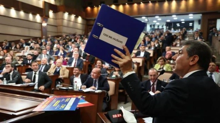 Ekrem İmamoğlu'nun İBB'yi iflasın eşiğine getirdiğini a&ccedil;ıkladı