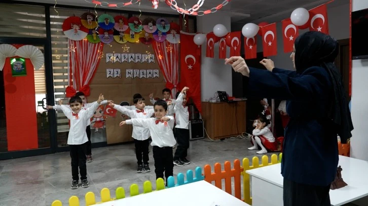 Elazığ Belediyesi, 23 Nisan Ulusal Egemenlik ve &Ccedil;ocuk Bayramı dolayısıyla anlamlı bir program d&uuml;zenlendi.