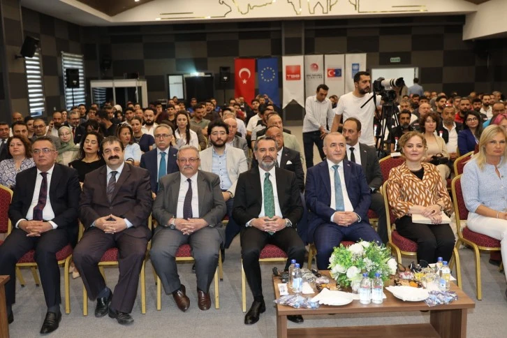 Elazığ'da Sivil Katılım Zirvesi Ger&ccedil;ekleştirildi.