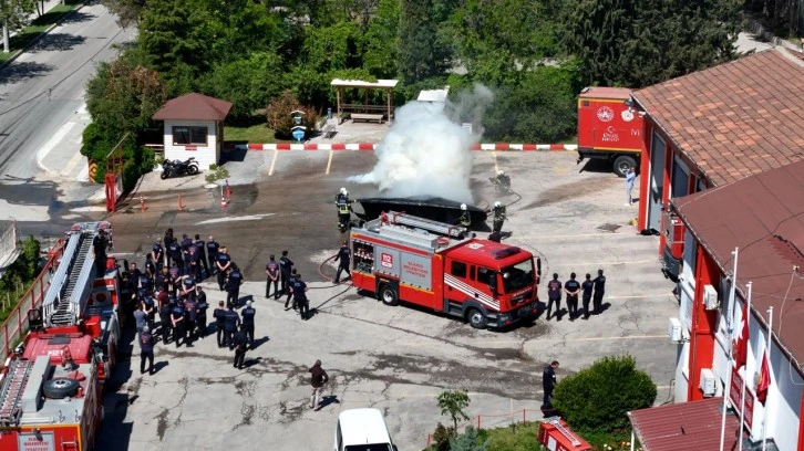 Elektrikli Ara&ccedil; Yangınlarına &Ouml;zel Eğitim.