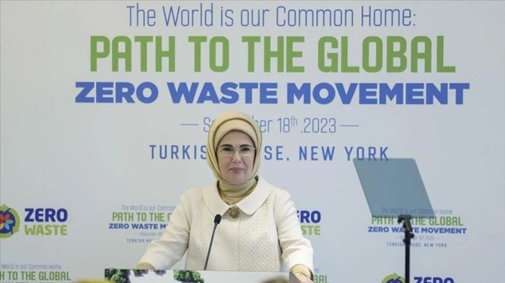 Emine Erdoğan'dan d&uuml;nya liderlerinin eşlerine anlamlı &ccedil;ağrı