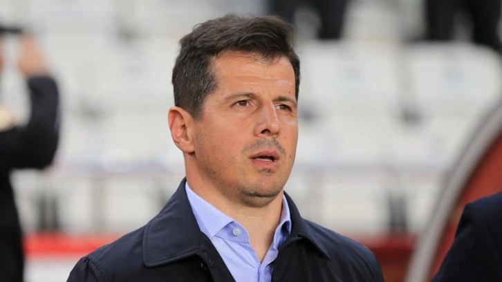 Emre Belözoğlu'ndan hakeme çok sert tepki! 'Konyaspor'u tuttu'