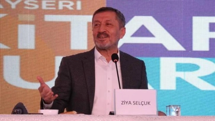 Eski Bakan Sel&ccedil;uk: Her şey kendisine hazır sunulan &ccedil;ocuklar zorlanıyor