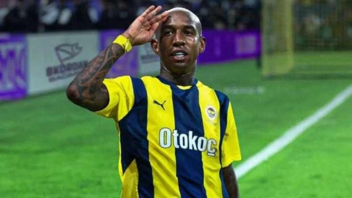 Fenerbahçe büyük umutlarla gelen yıldızıyla yollarını ayırabilir! 2 talibi var