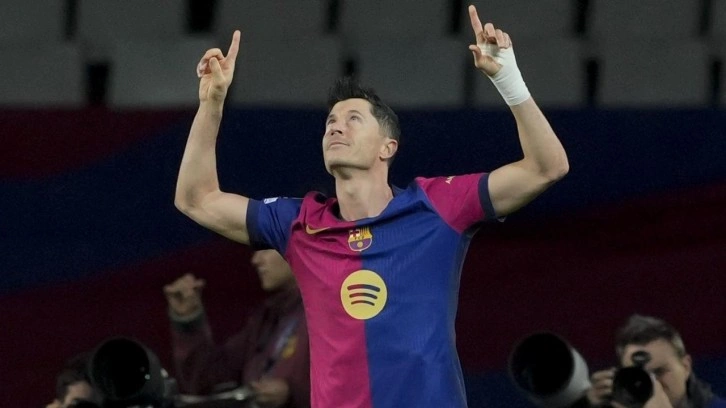 Fenerbah&ccedil;e taraftarını &uuml;zecek Robert Lewandowski gelişmesi