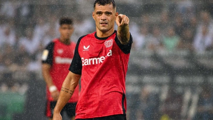 Fenerbahçe ve Galatasaray peşindeydi! Xhaka 3 yıllık kontrata 'evet' dedi