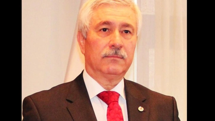 FET&Ouml; ş&uuml;phelisi eski Ege &Uuml;niversitesi rekt&ouml;r&uuml; Mustafa C&uuml;neyt Hoşcoşkun yakalandı!
