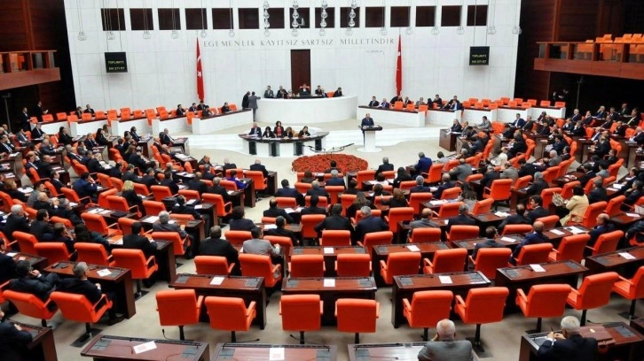 Fezlekeler Meclis g&uuml;ndeminde: Dokunulmazlıkları kaldırılacak